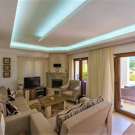 Lorraine - Solo Villa, Luxury At Hisaronu, Vila *
