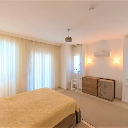 Vila Lorraine - Solo Villa, Luxury At Hisaronu, *